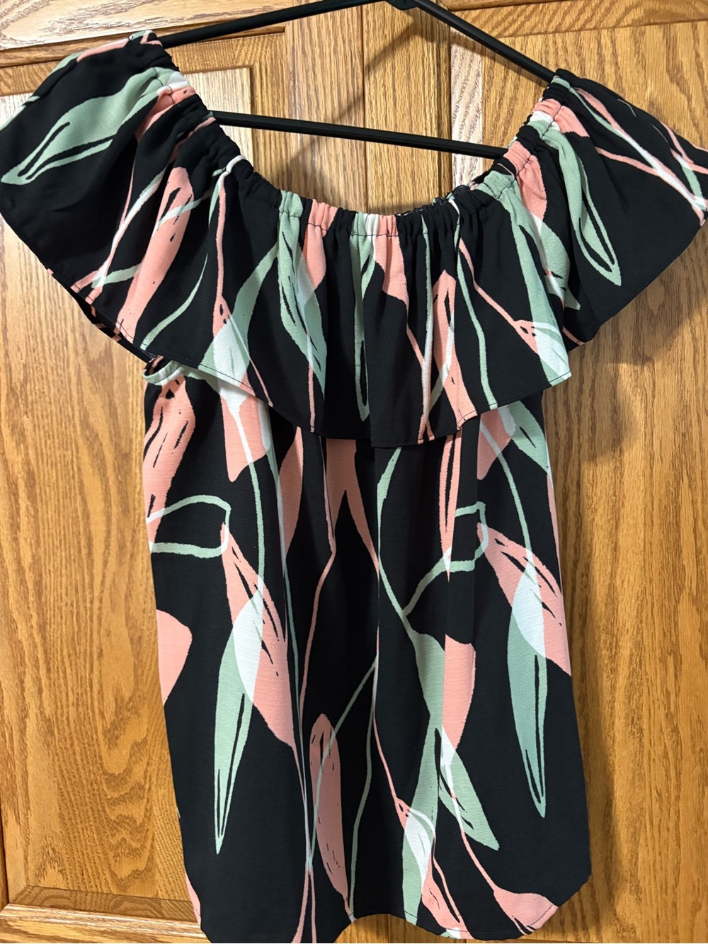 Nine West Black Off-Shoulder Top with Pink and Mint Leaf Print S